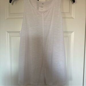 SO Women's Classic White Tank Top